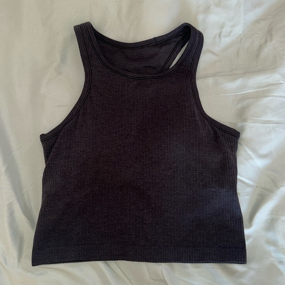 Lululemon cropped tank